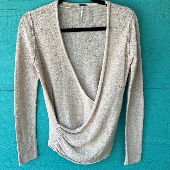 Free People Cream Gotham Faux Wrap Long Sleeve Textured Sweater Size XS - Picture 2 of 6